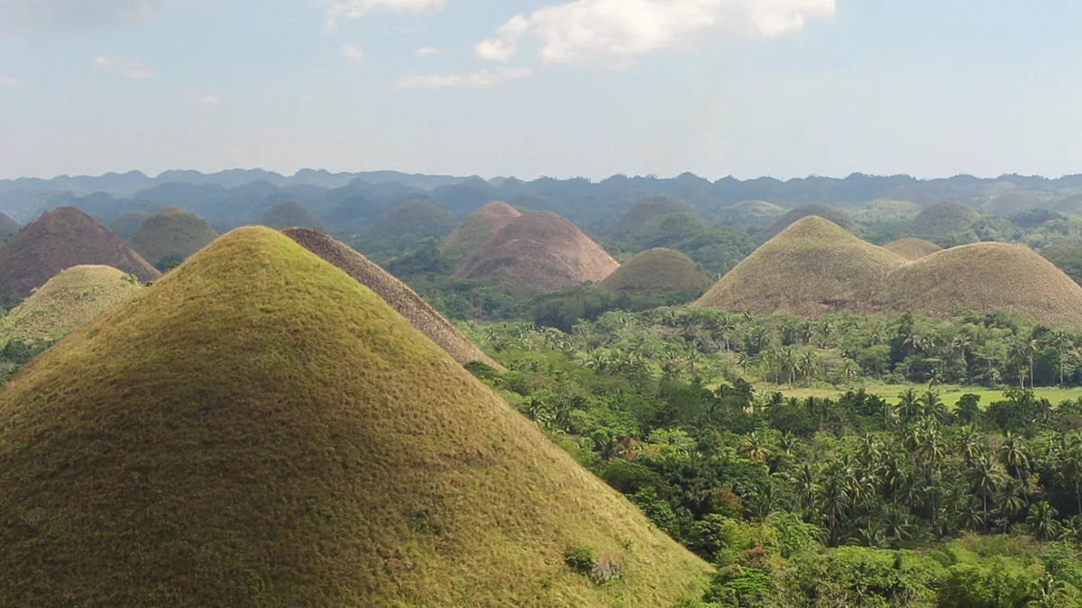 Bohol Month-by-Month: When Chocolate Hills Are Most Beautiful