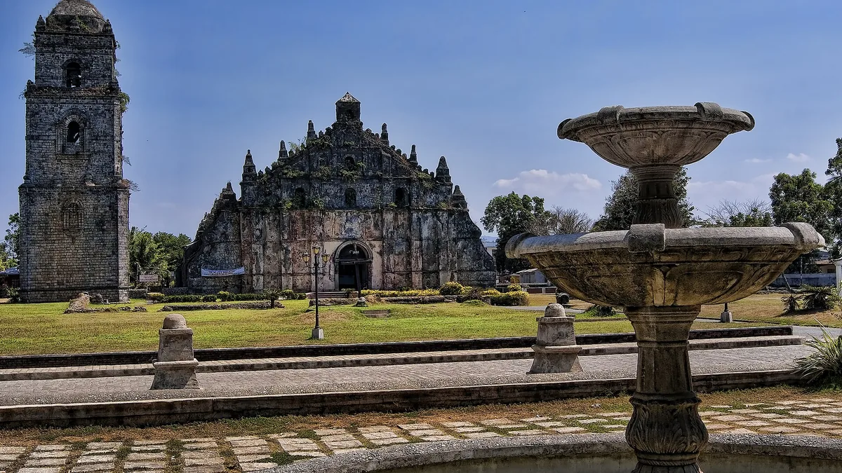 Religion in Philippines: Catholic Culture, Fiestas and 2026 Calendar